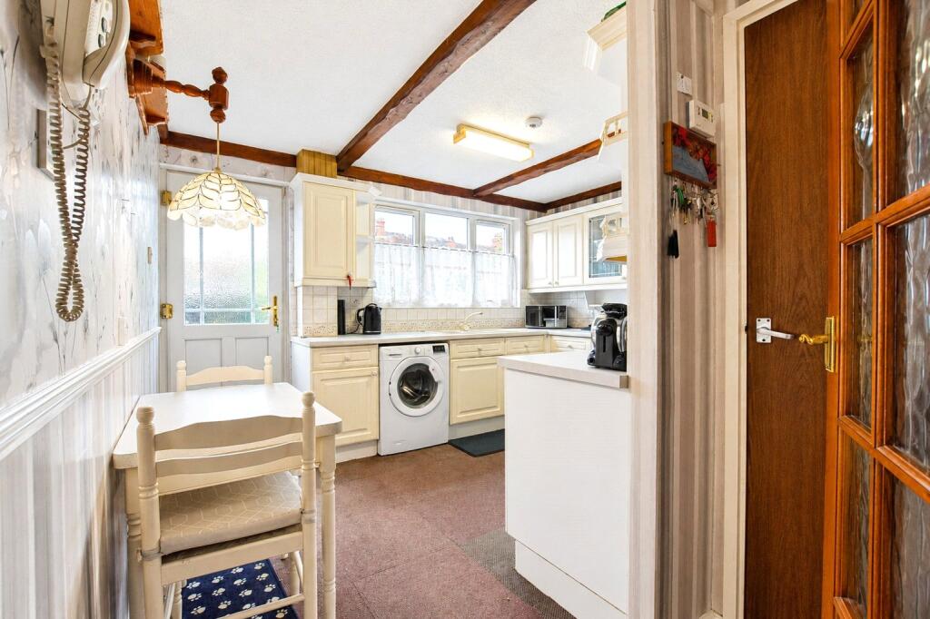 Homestead Way, Kingsley, Northampton, NN2 - View 3