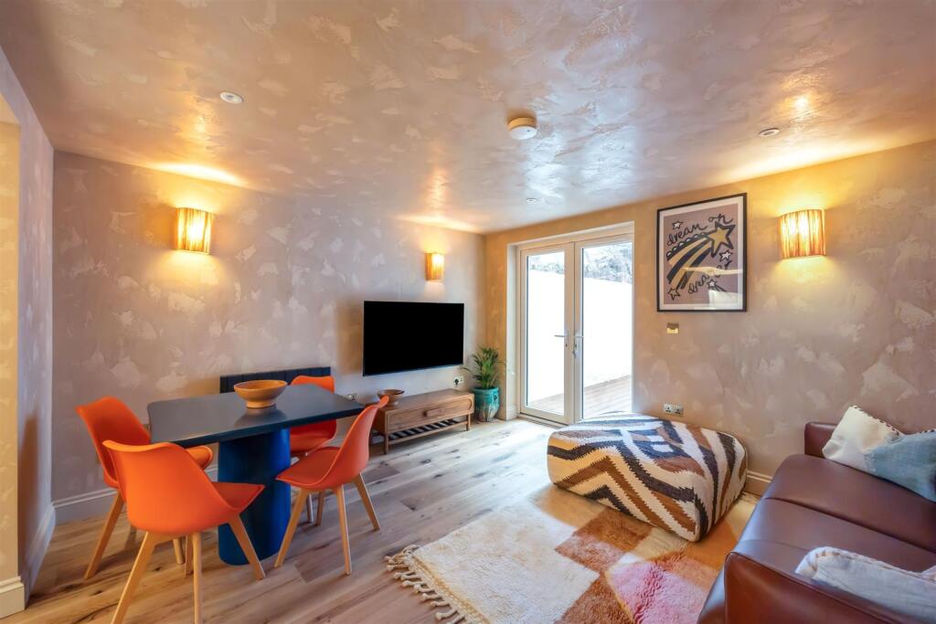 Main image of property: Queen Square, Brighton