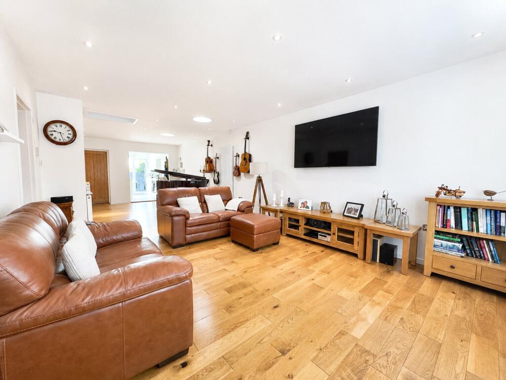 House in Irby, Liverpool City Region - View 5