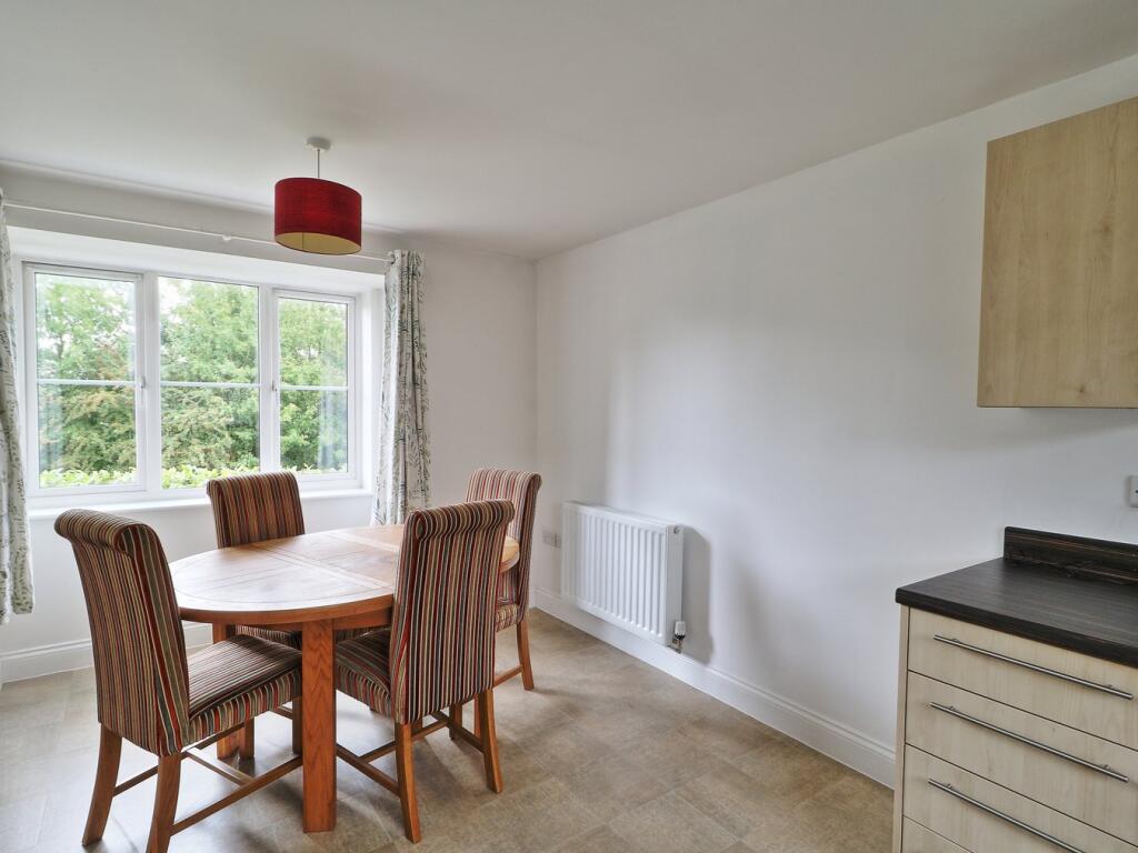 Whitchurch Walk, St Neots, PE19 photo 4