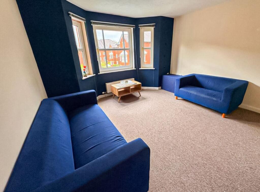 Pennyford Drive, Liverpool, L18 photo 5