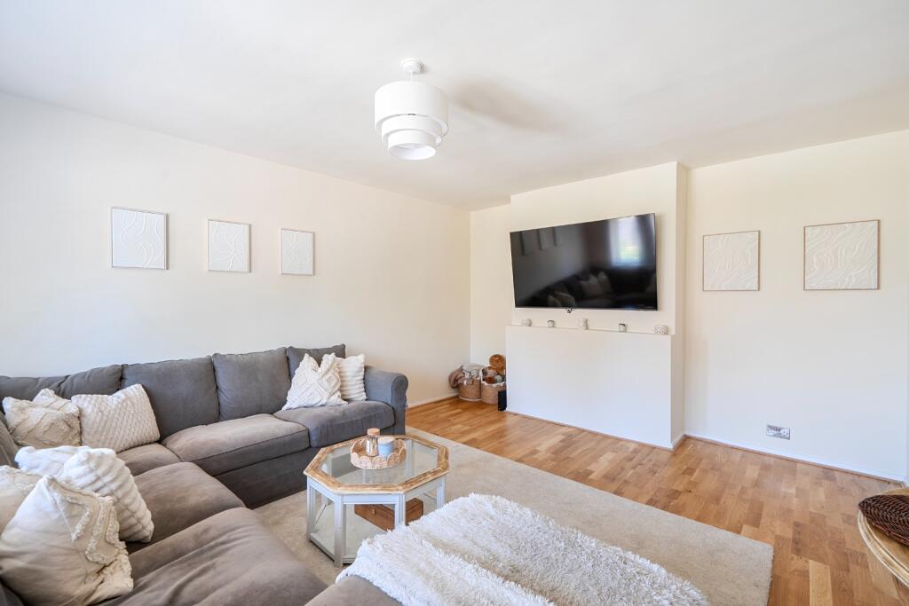 Main image of property: The Crescent, Epsom