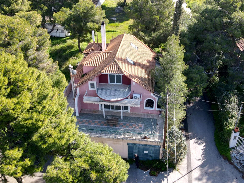 Main image of property: Loutraki, Corinthia, Peloponnese