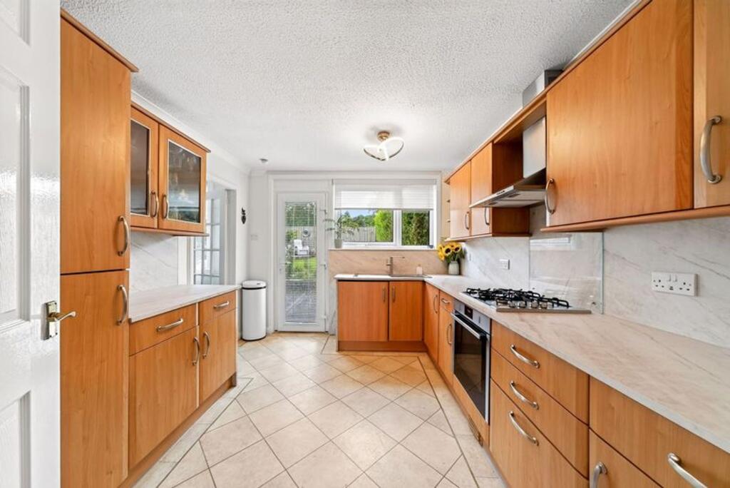 House in Livingston, Adambrae - View 2