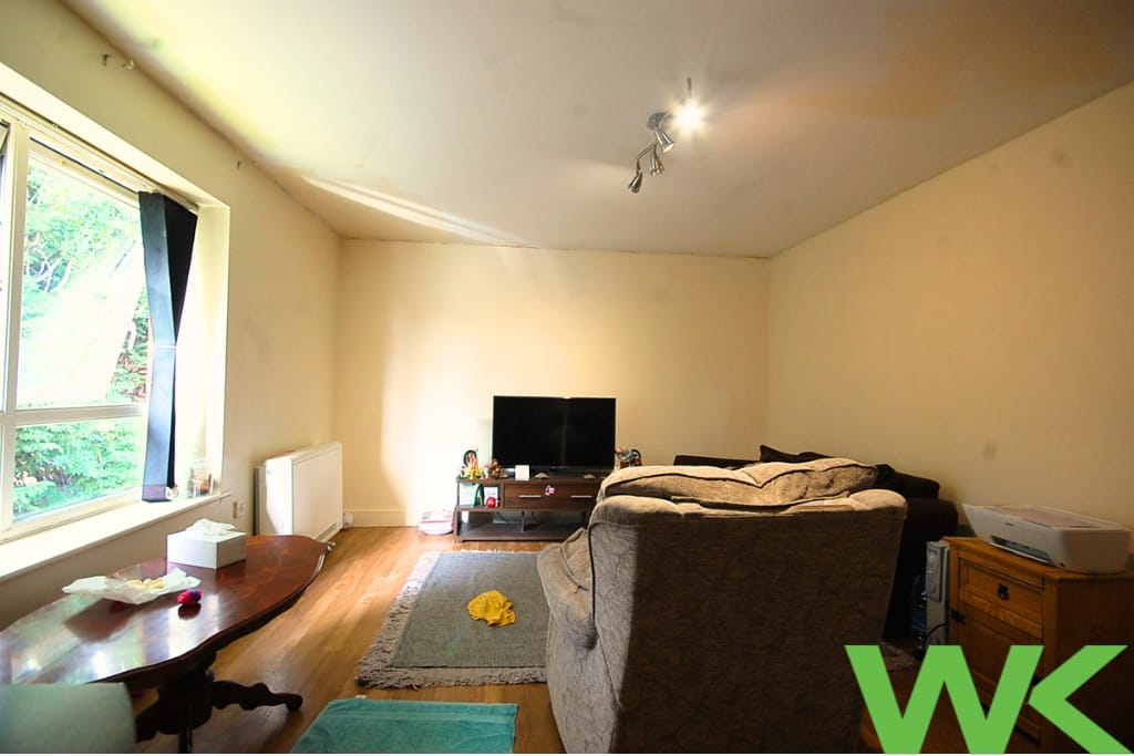 Crankhall Lane, West Bromwich, B71 photo 4