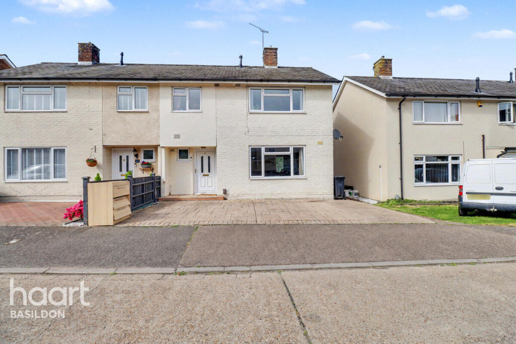 Main image of property: Quilters Straight, Basildon