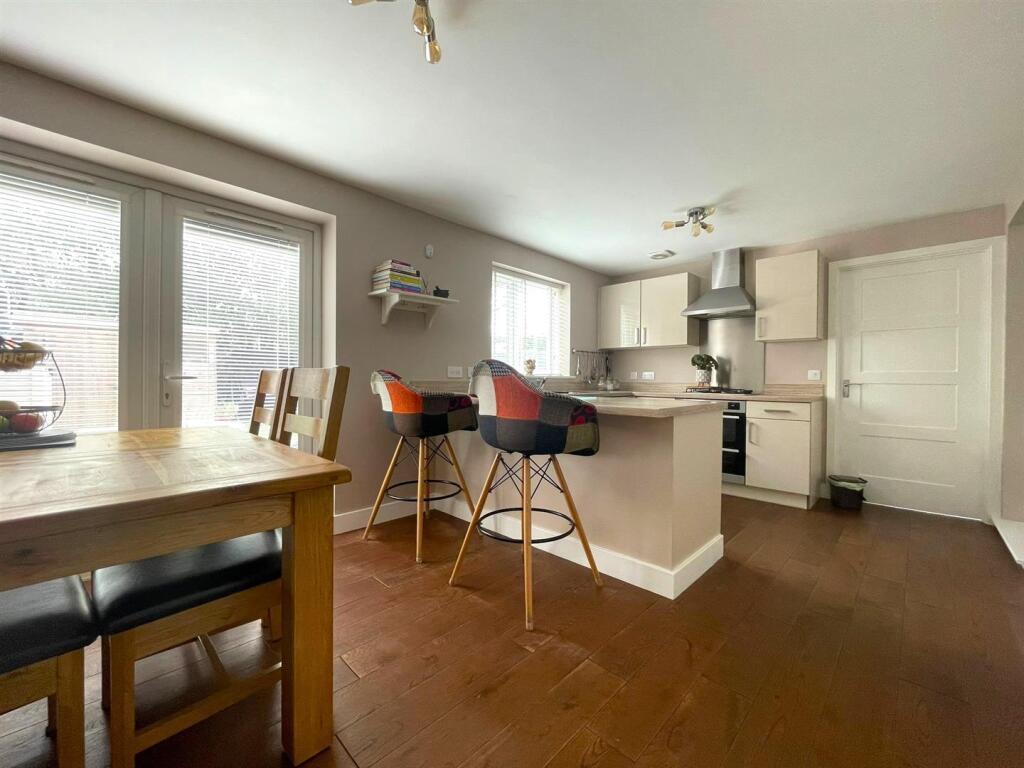 House in Hornsea, East Riding of Yorkshire - View 4