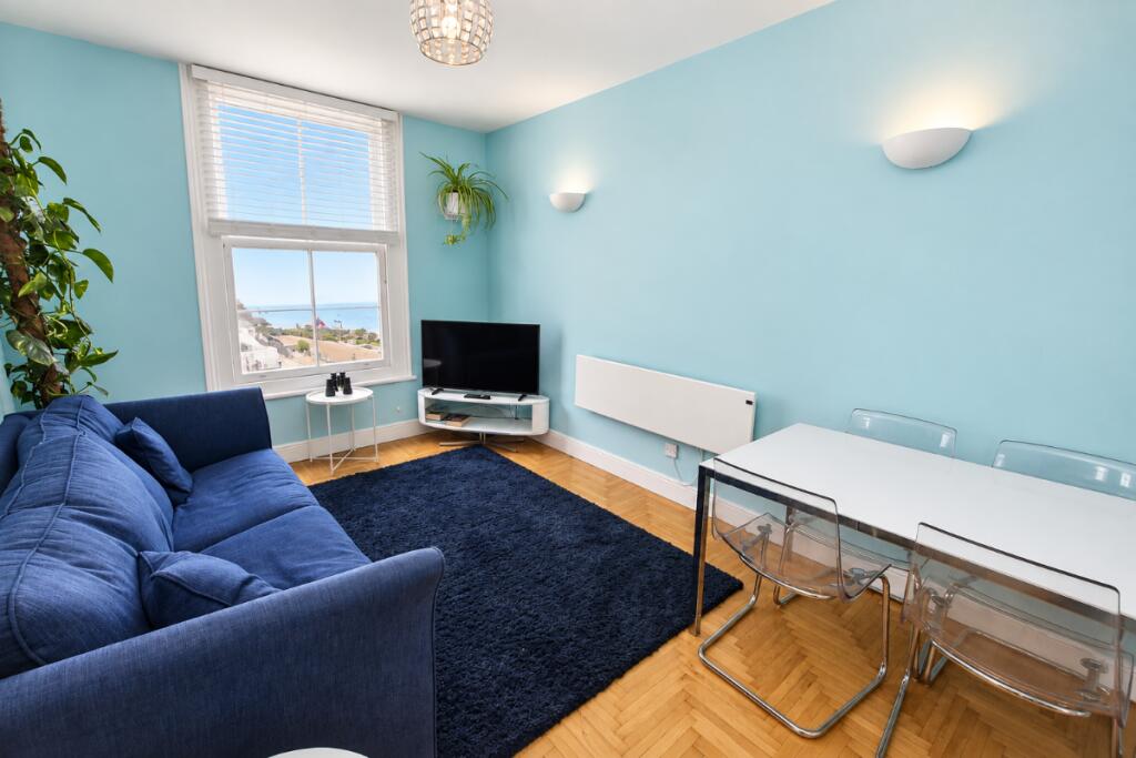 Apartment in Canterbury - View 2