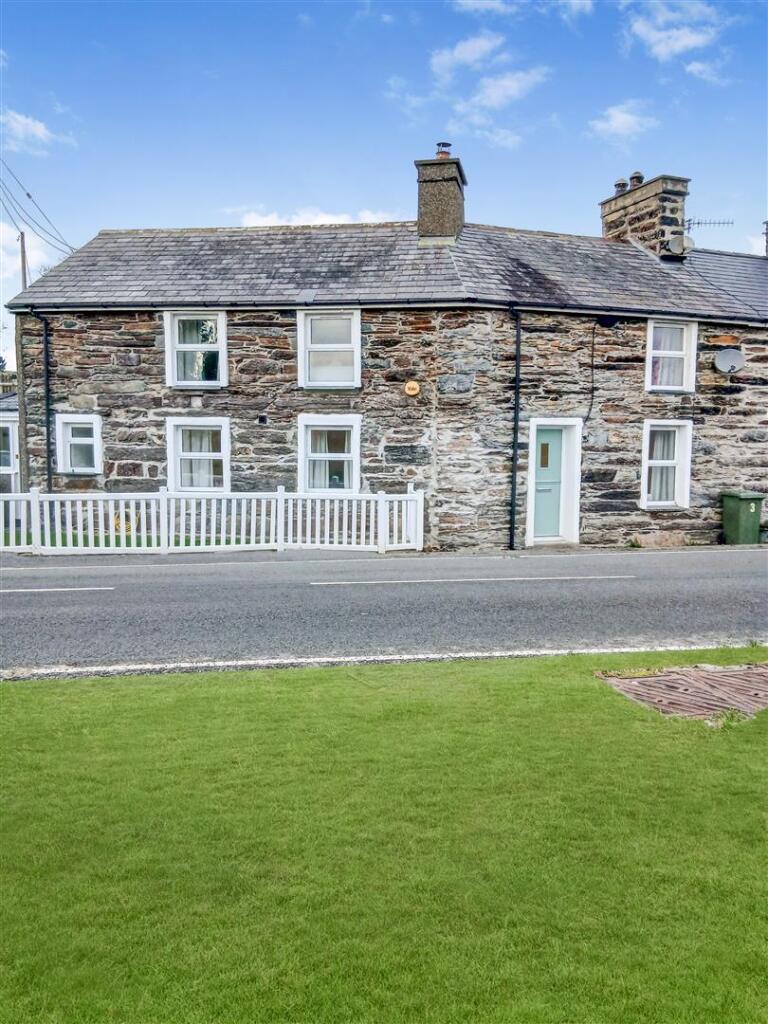 Main image of property: 4/5 Tai Newyddion, Ynys