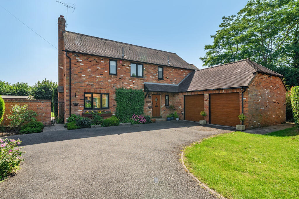 Main image of property: Willow Park, Stoke Poges, SL2
