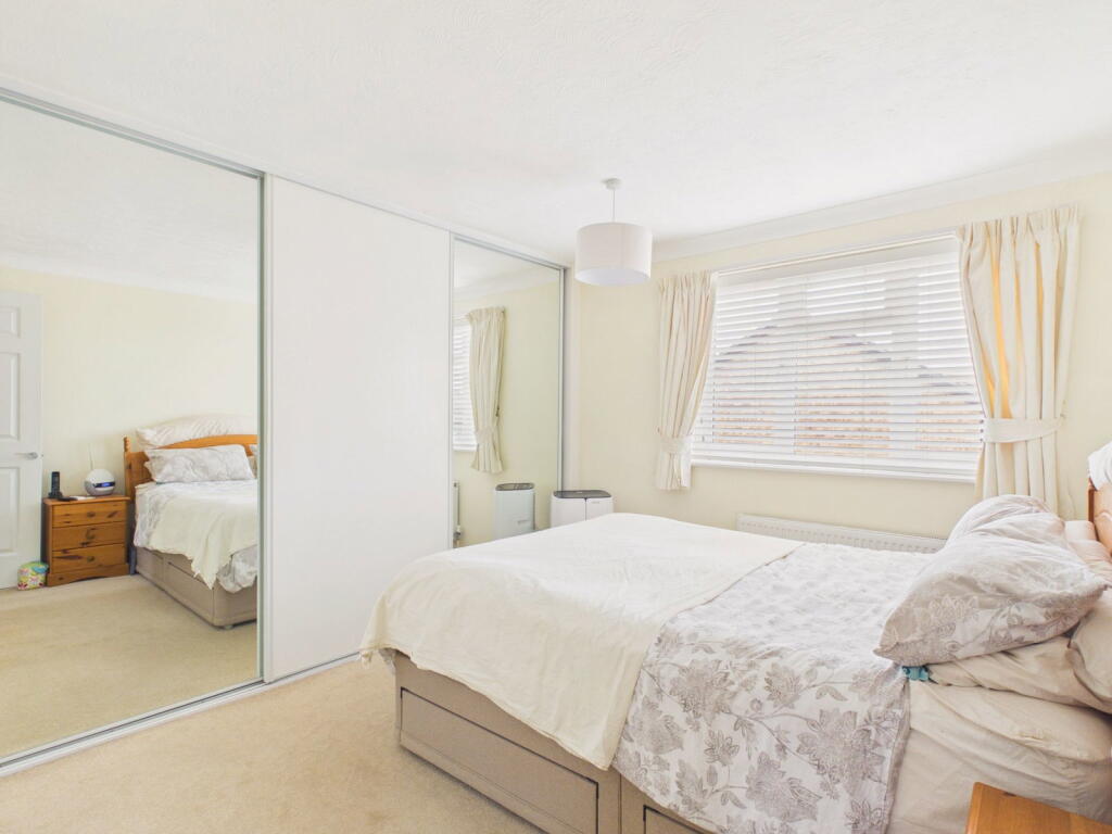 House in Redhill - More