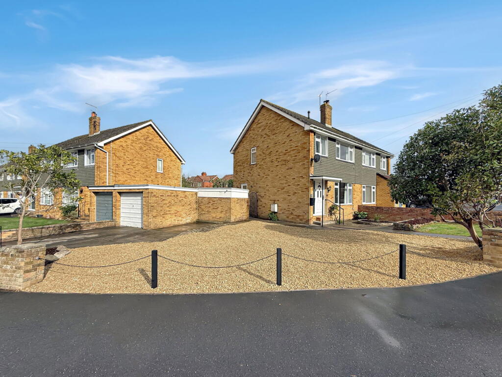 House in Bath - View 2
