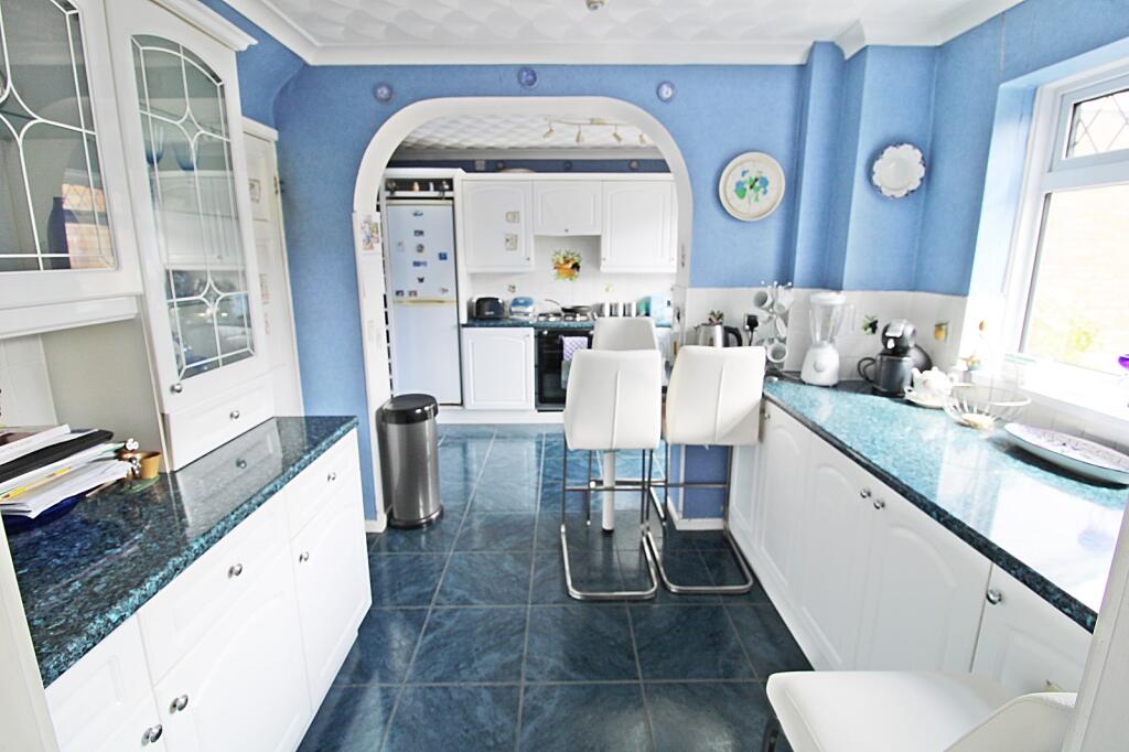 Clos Lancaster, Llantrisant, Pontyclun, Rhondda Cynon Taff. CF72 8QP photo 2
