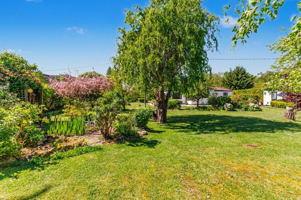 House in Wychavon, Sedgeberrow - View 4