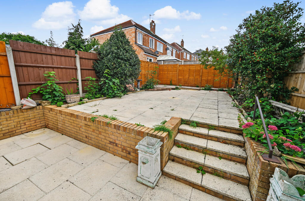 House in Wolverhampton, West Midlands - View 4