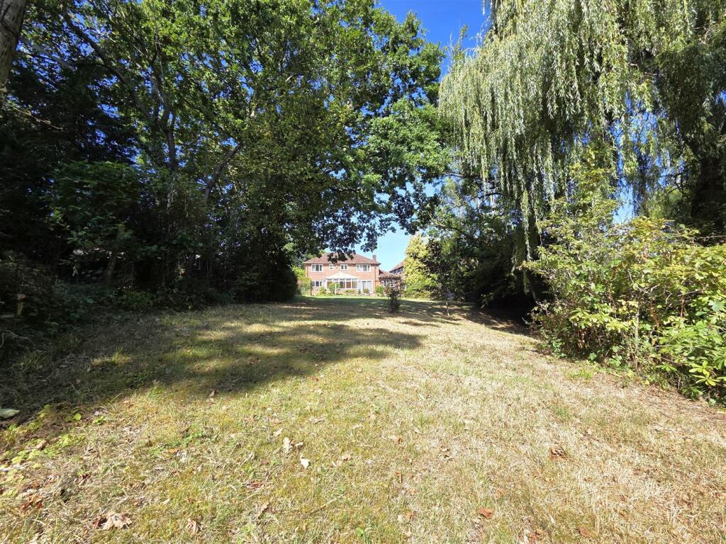 Botley Road, Burridge, Southampton photo 4