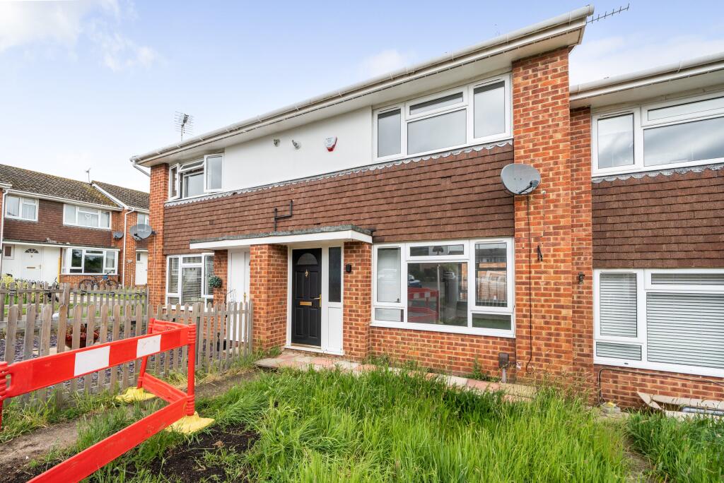 Main image of property: Radcot Close, Maidenhead, SL6