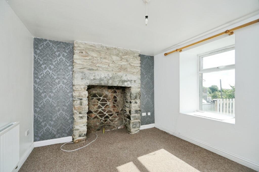 Pengelli Terrace, BLAENAU FFESTINIOG, Gwynedd, LL41 photo 4