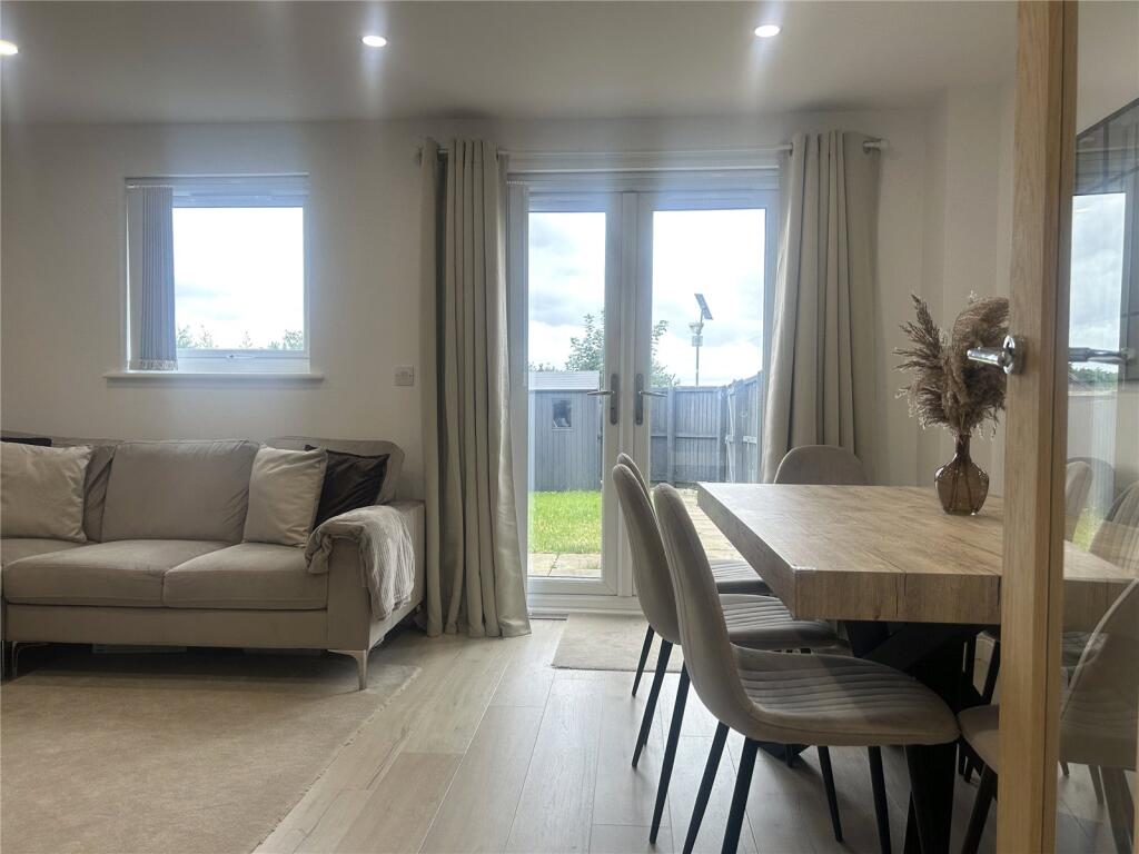House in Oldham, Cowhill, Chadderton - View 4