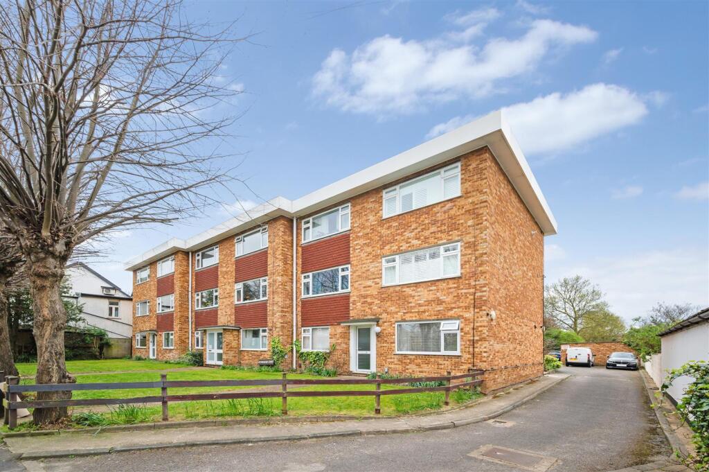 Main image of property: Cavendish Road, Colliers Wood