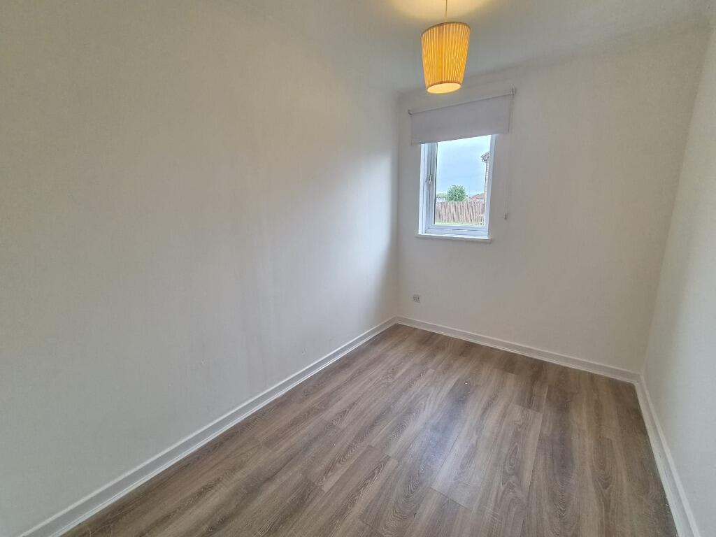 Apartment in Paisley - View 5