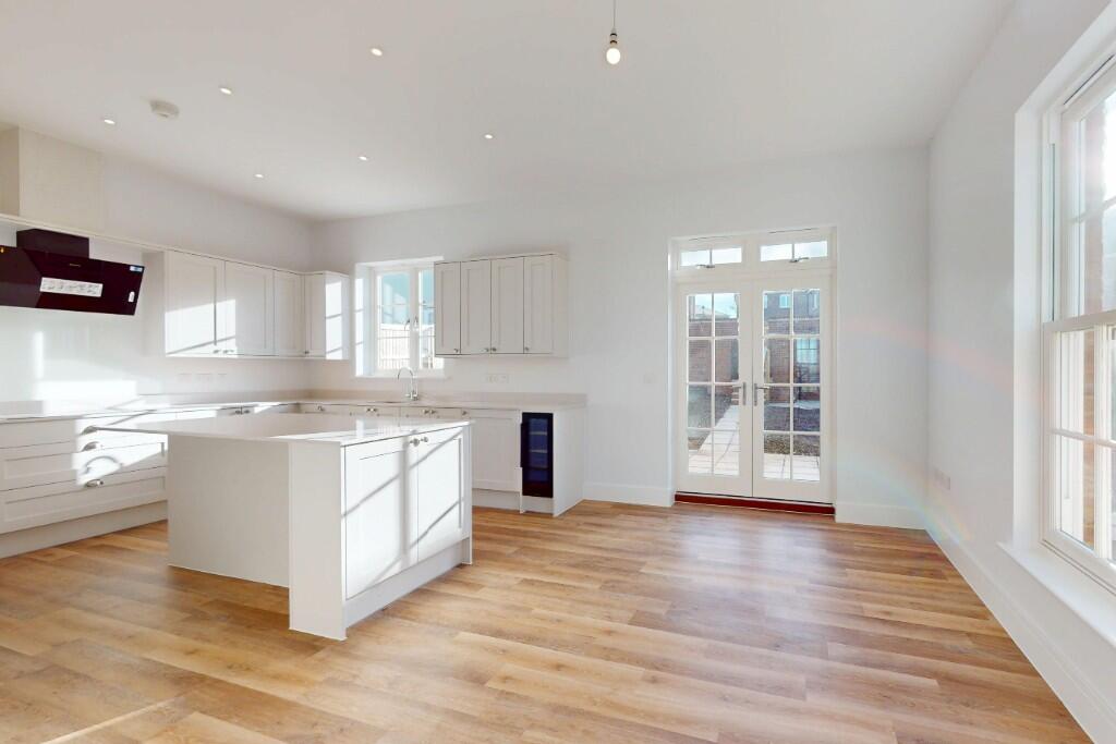 North East Quadrant, Poundbury, 
DT1 3SU photo 4
