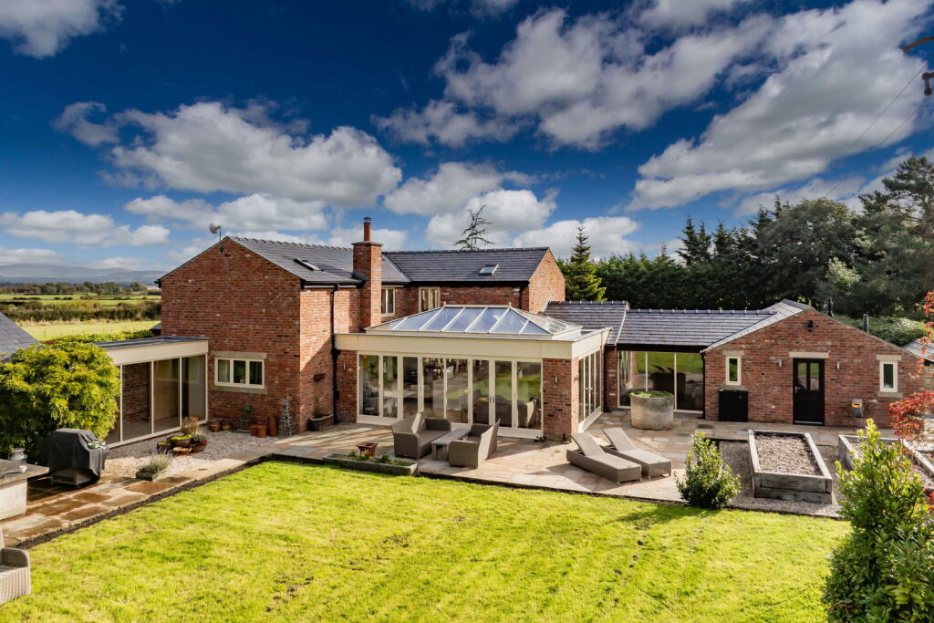 Main image of property: Moss Cottage Farm, Moss Lane, Catforth, Preston, PR4 0HU