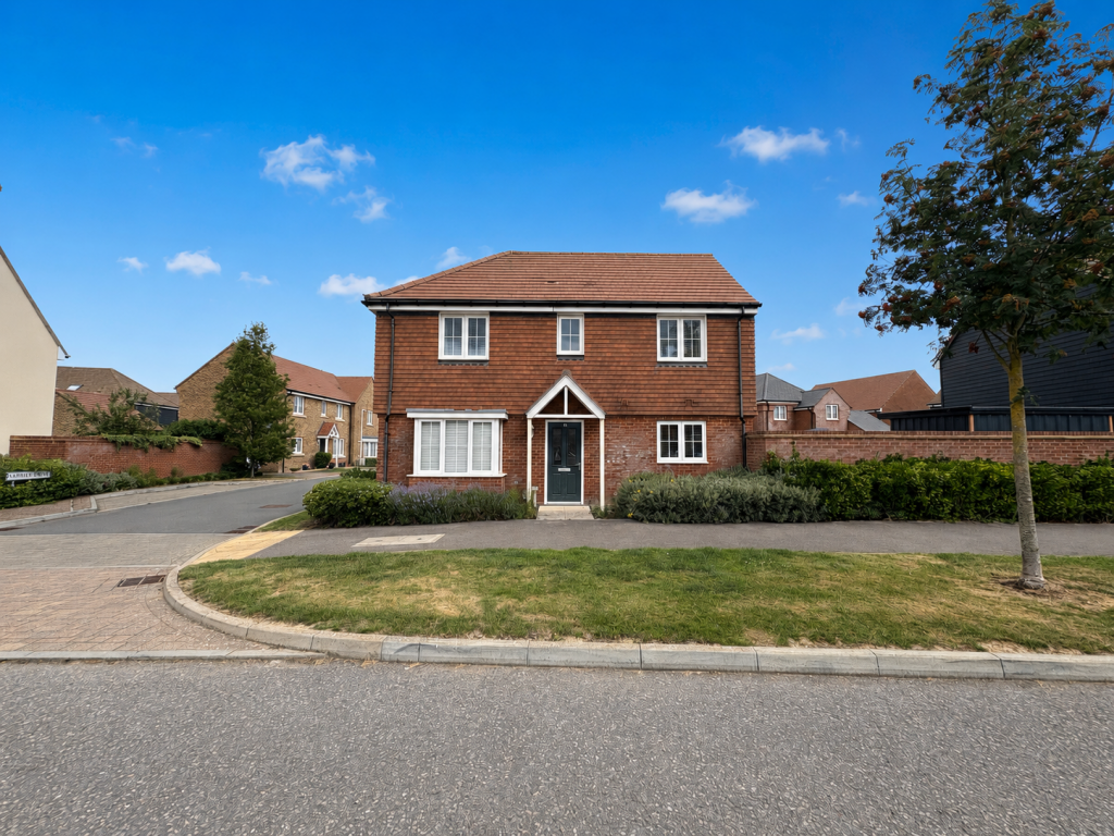 Main image of property: Pipin crescent
