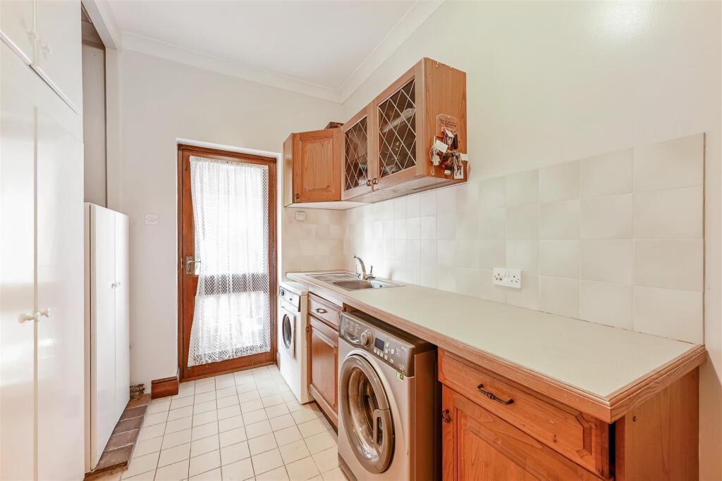 House in Clanfield - More