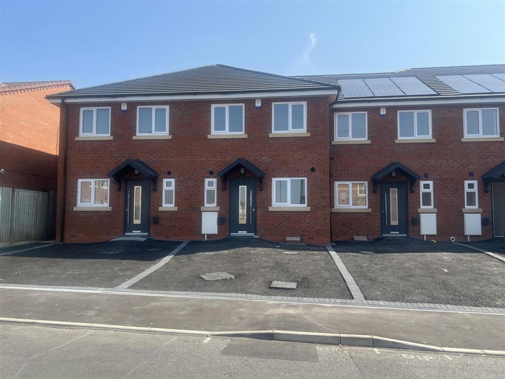 House in Sandwell, Plant's Green - View 3