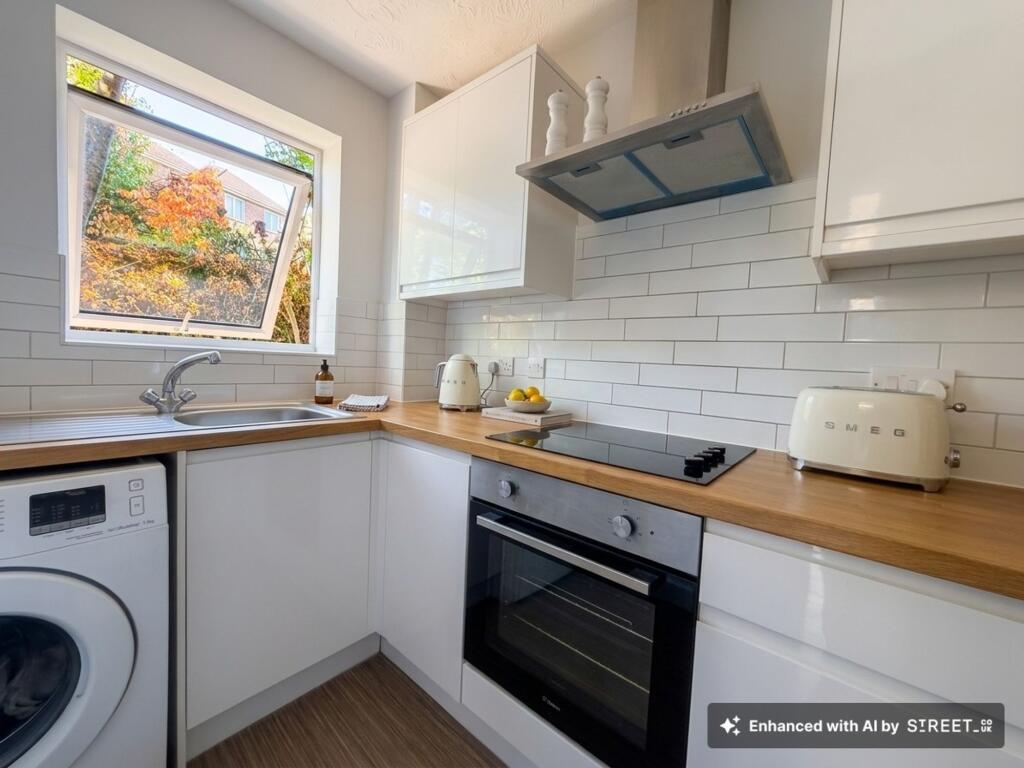 Apartment in Southampton, Waterside Park, Botany Bay - View 5