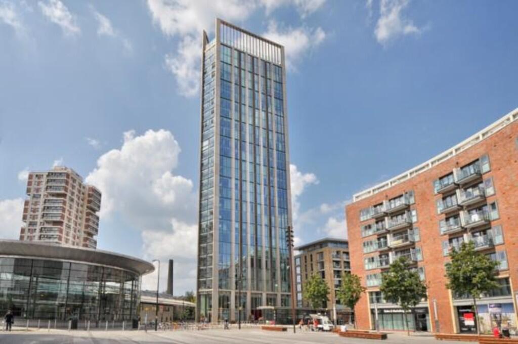 Main image of property: Ontario Point, 28 Surrey Quays Road