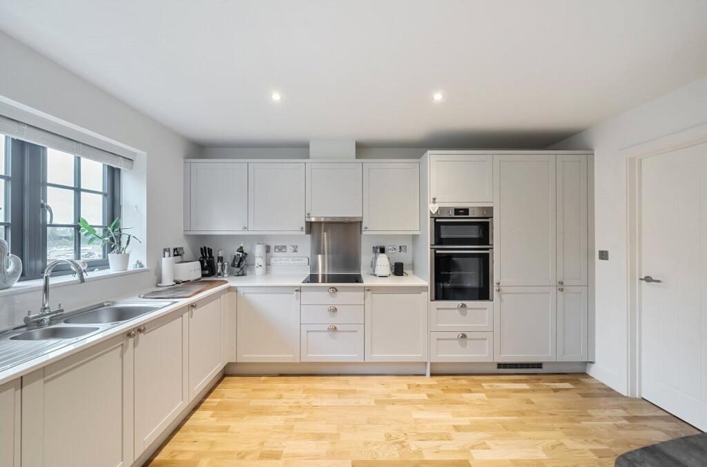 Additional image 4 of King Alfreds Drive, Wincanton, Somerset, BA9