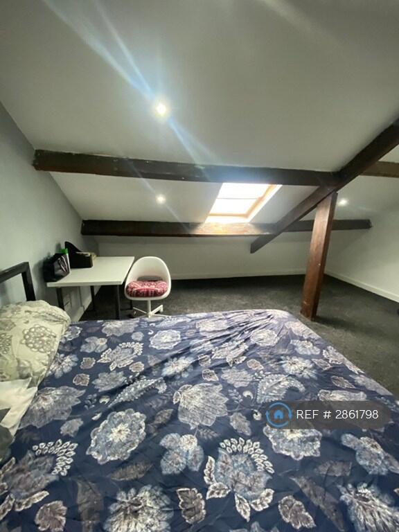 House in Leeds - View 3