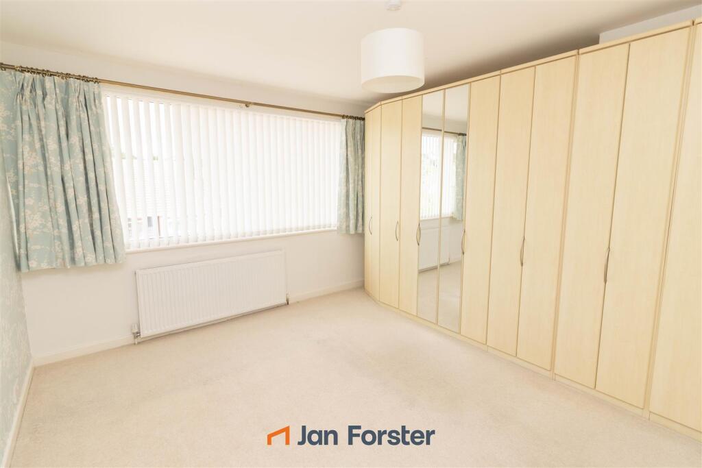 Hambledon Avenue, North Shields, Tyne & Wear - View 4