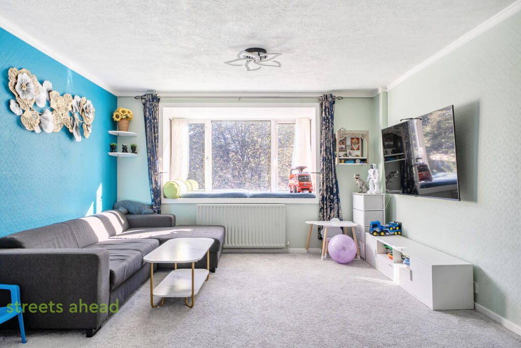 Apartment in Croydon - View 4
