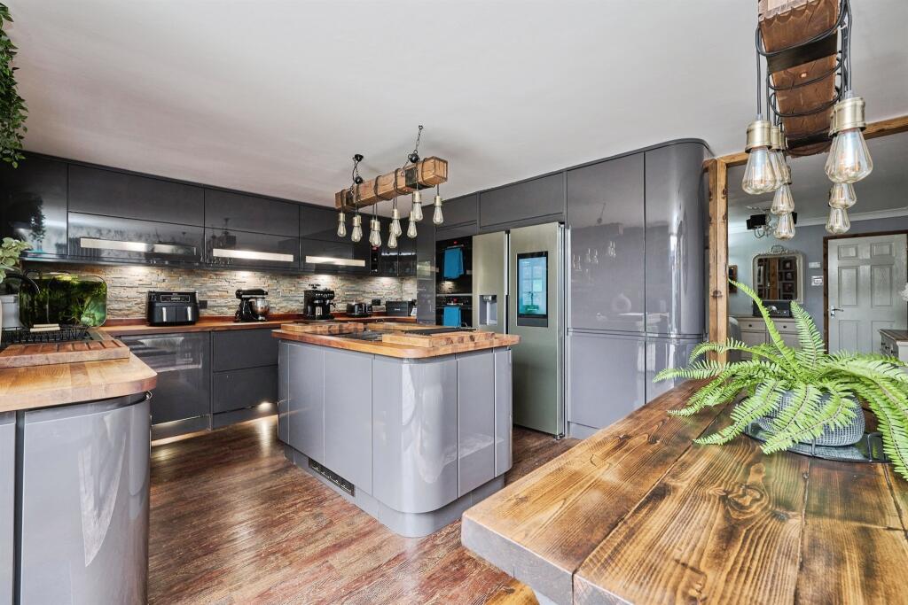 House in Peterborough, Orton Waterville - View 5