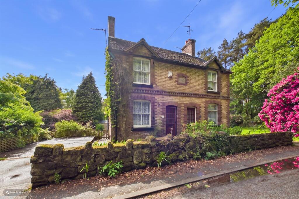 3-bed house on Cotton Lane, Cotton, Stoke-On-Trent, £325,000