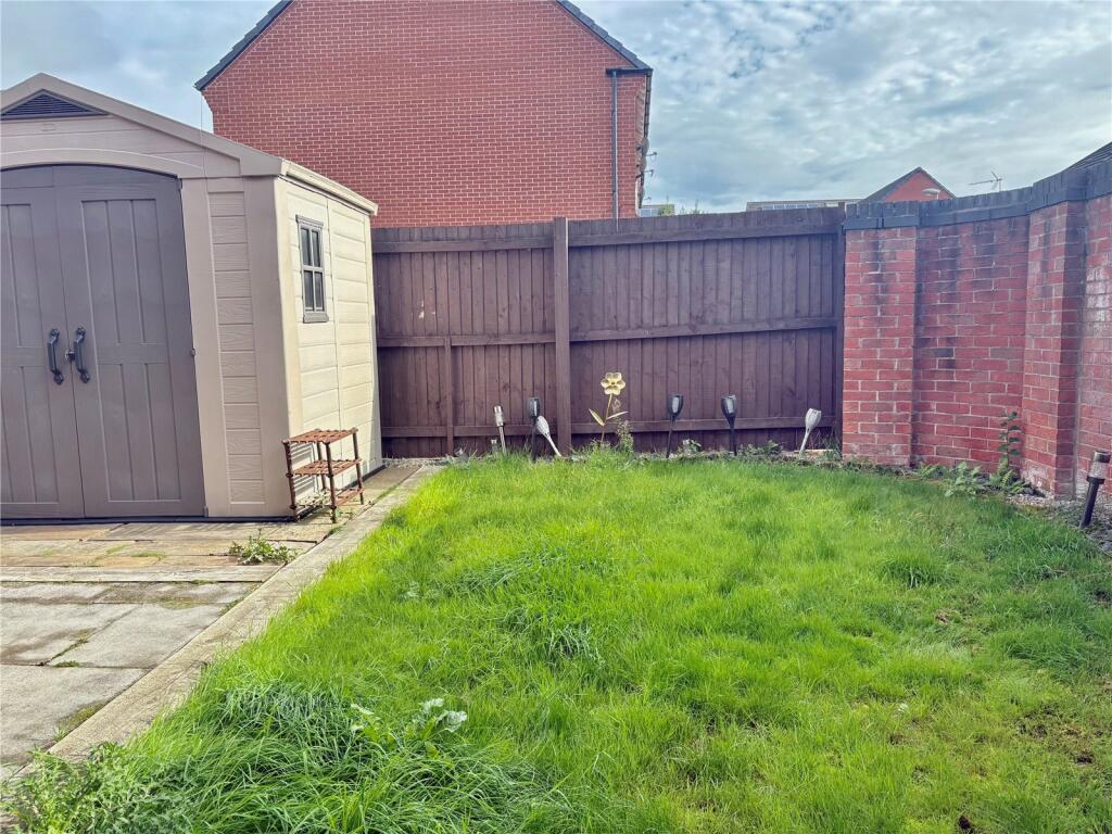 House in Warrington, Dallam, Bewsey - More