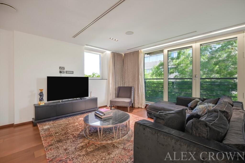 Apartment in London - View 2