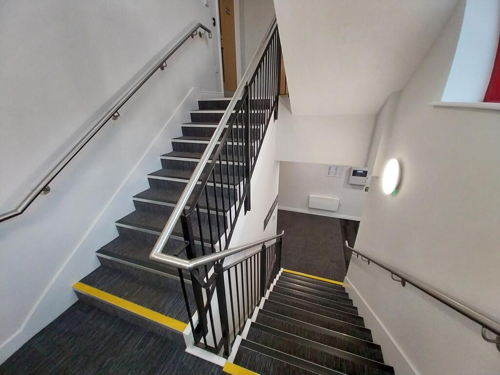 Additional image 5 of Unit D, Bradford Business Park, Canal Road, Bradford, BD1 4SJ