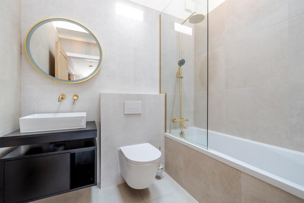 Additional image 10 of Mount Pleasant Lane, Bricket Wood, St. Albans