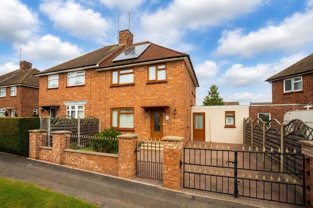 Main image of property: Windmill Avenue, Raunds, Northamptonshire, NN9