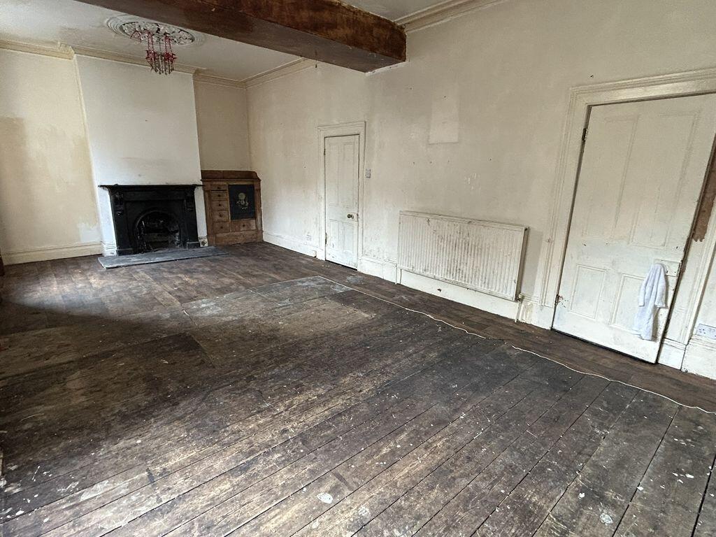 House in Burnley, Lancashire - View 3