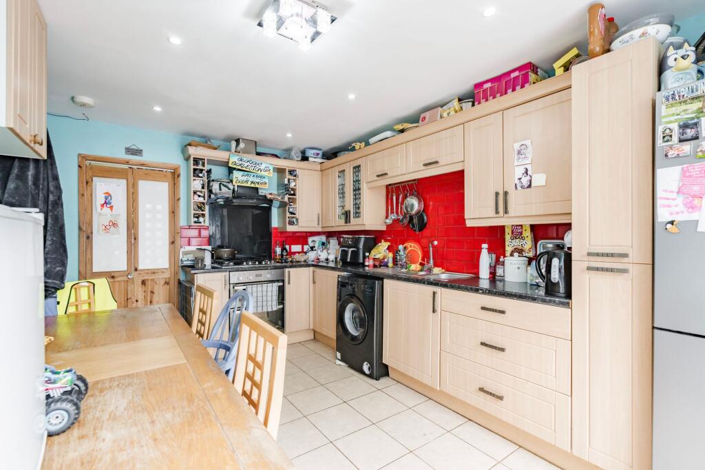 House in Great Yarmouth, Cobholm Island - View 3