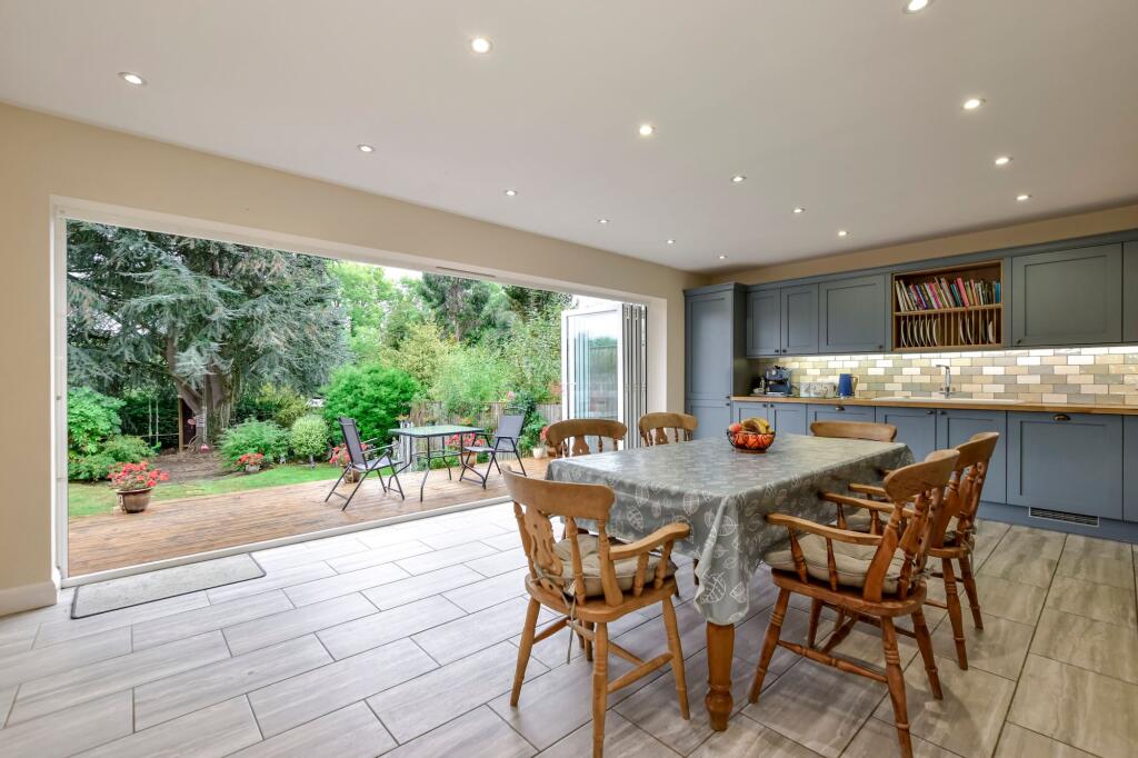 House in Watford - View 2