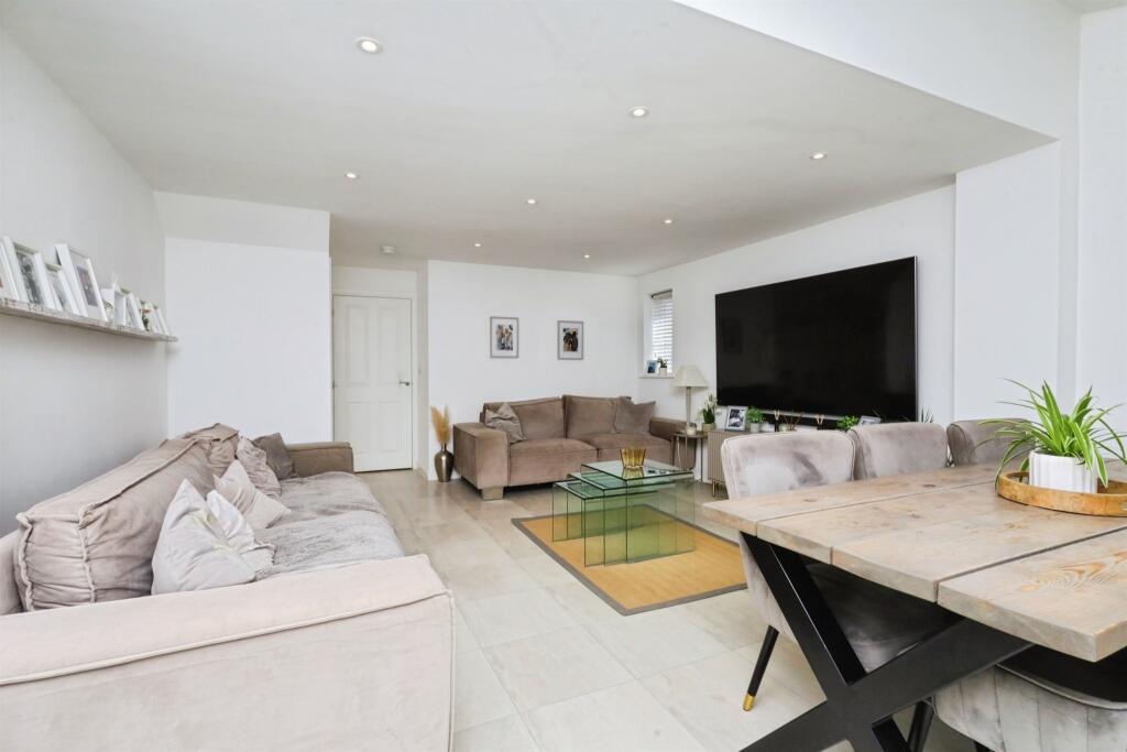 Coniston Avenue, Eastbourne - View 3
