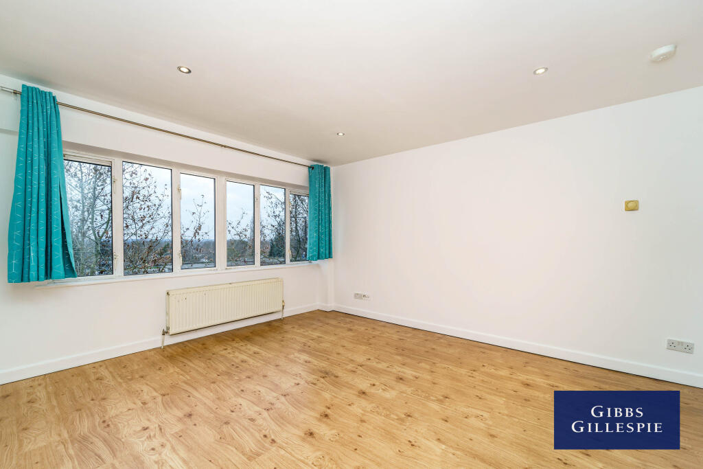 Apartment in Harrow - View 5