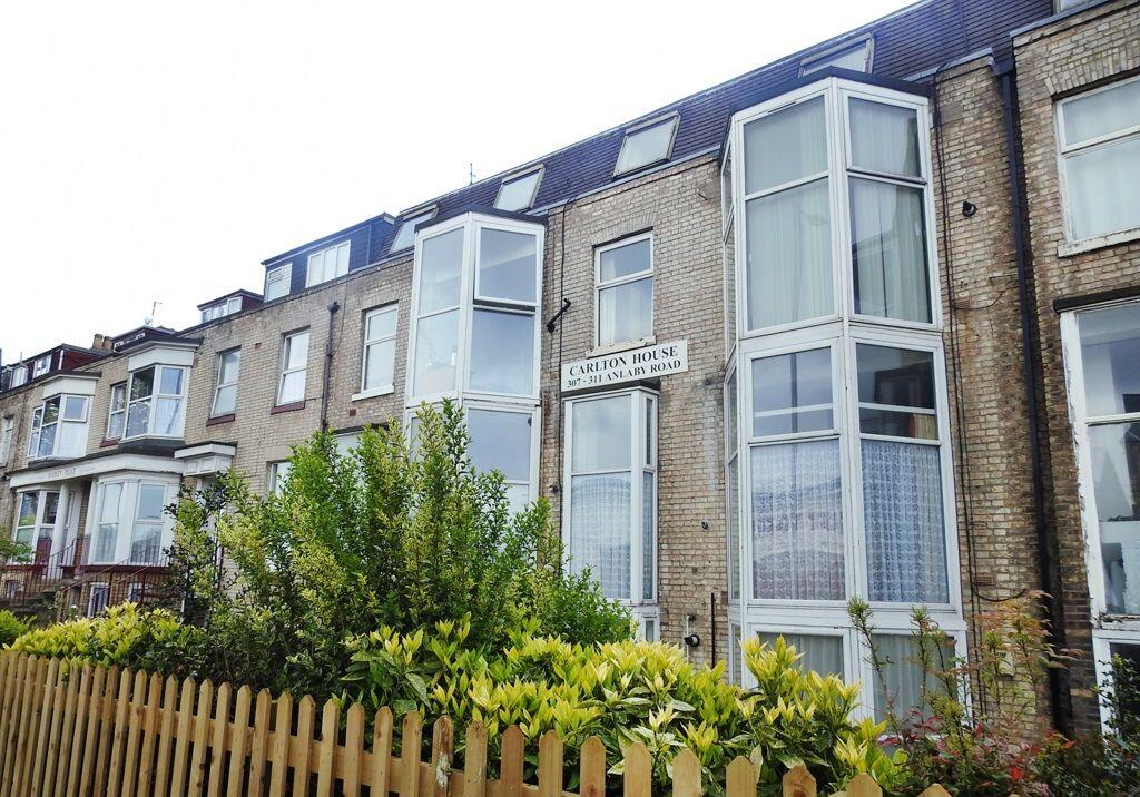 Main image of property: Flat 17 Carlton House, 307-311 Anlaby Road, Hull, North Humberside, HU3 2SB