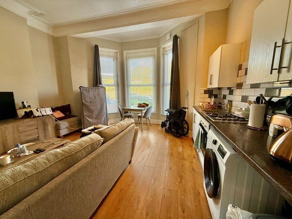 Stuart Road, Stoke, prime central location, approx  £33, 330pa photo 4